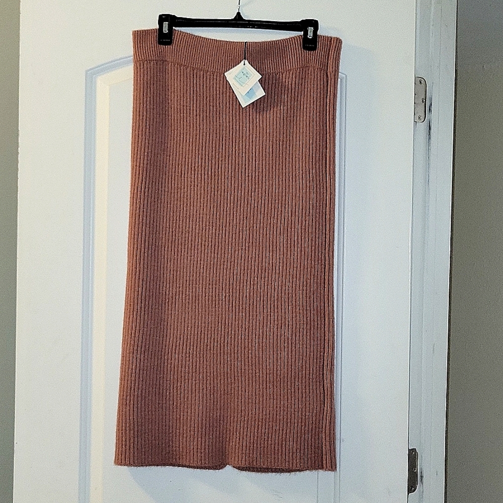 Dusty Rose/ mauve ribbed knit pencil skirt
